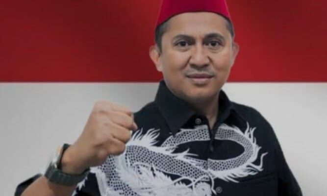 Walikota Kota Administrasi Jakarta Utara, Ali Maulana Hakim Melantik Radian Azhar SE.MM sebagai Dewan Kota Jakarta Utara.