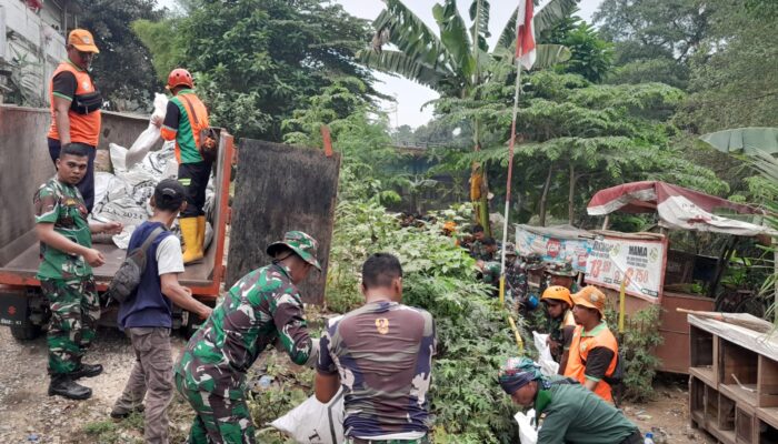 Bentuk Hubungan Koramil 03/PS Rebo Bersama Warga Sekitar