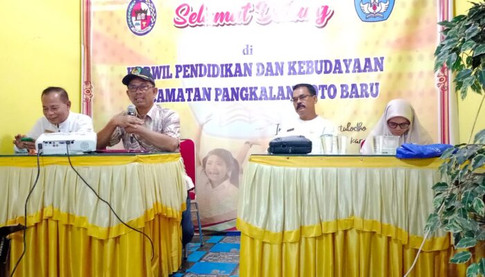Ketua Komisi 2 DPRD Kabupaten 50 Kota Fraksi PKS H.Chadra.SH,Datuk Bandaro Komitmen Membangun Pendidikan Kec.Pangkalan Koto Baru.
