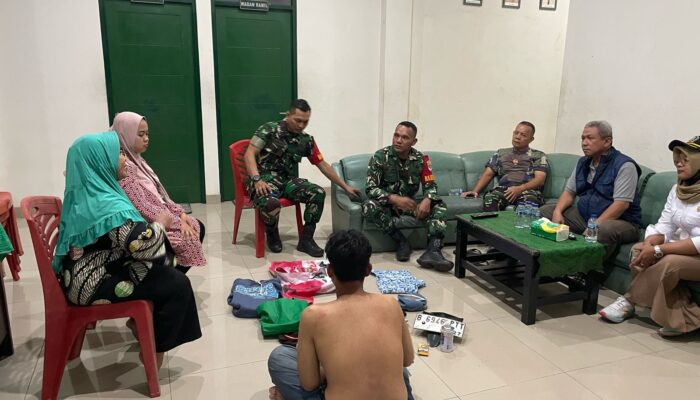 Aksi Heroik Sertu Hermawan, Serda Messak, Bubarkan Tawuran Pelajar.