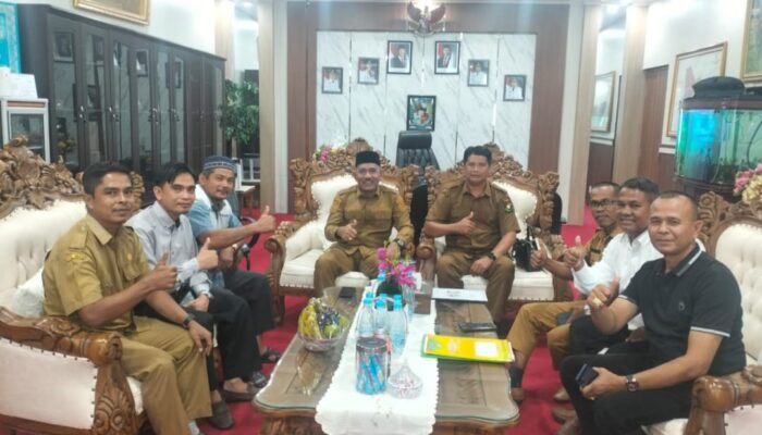 Jembatan Dua Penghubung Nagari Tanjung Balik – Desa Balung Diminta Dirampungkan, Walinagari dan Kepala Desa Kunjungi Bupati 50 Kota