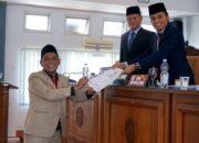 Terbongkar! Anggaran Rp20 Miliar Lebih Dialihkan, Fraksi Golkar Desak Perbaikan Jalan Rusak dan Lindungi UMKM