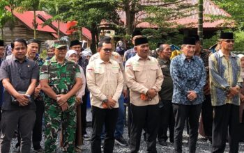 Bupati Lima Puluh Kota didampingi kadis Parpora pengukuhan pengurus Perhomliko Periode 2026-2030