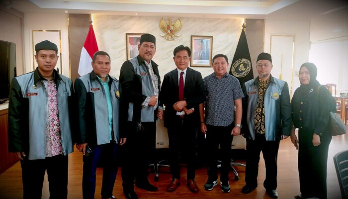 PB FORMULA Temui Menko KUMHAM Imipas Yusril, Bahas Penguatan Karakter Bangsa dan Kenang Perjuangan Politik 2017