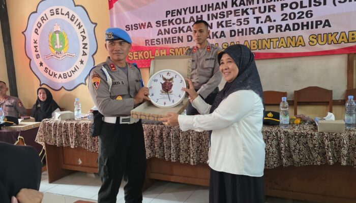 Giat Kunjungan Penyuluhan dari Siswa Sekolah Inspektur Polisi (SIP) Agkatan 55 T.A 2026 Resimen Desaka Dhira Pradhipa (DDP) di sekolah SMK PGRI Salabintana Kota Sukabumi