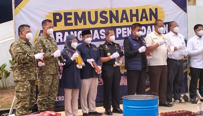 Bea Cukai Sumbagtim Musnahkan 22,4 Juta Batang Rokok Ilegal, Potensi Kerugian Negara Rp20,56 Miliar Berhasil Dicegah